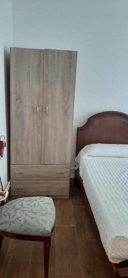 Alojamiento Casa Leon Santona Ngoại thất bức ảnh